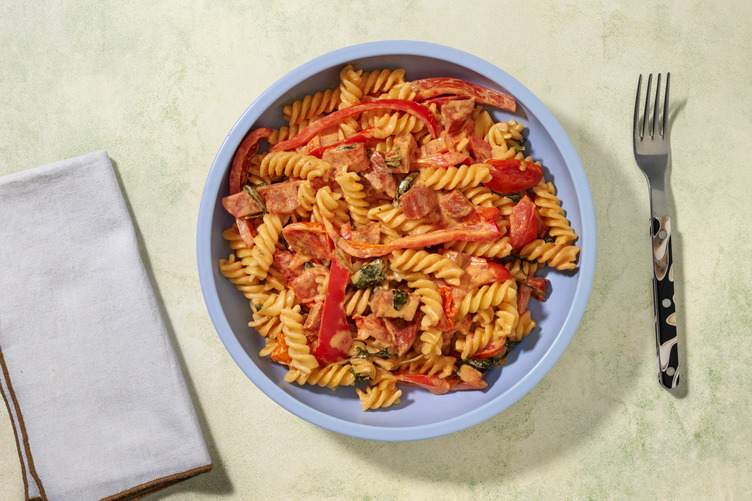 Volkoren fusilli met chorizo en olijven