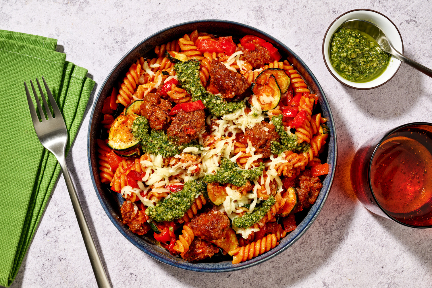  Volkoren fusilli met köfte-gehaktballetjes