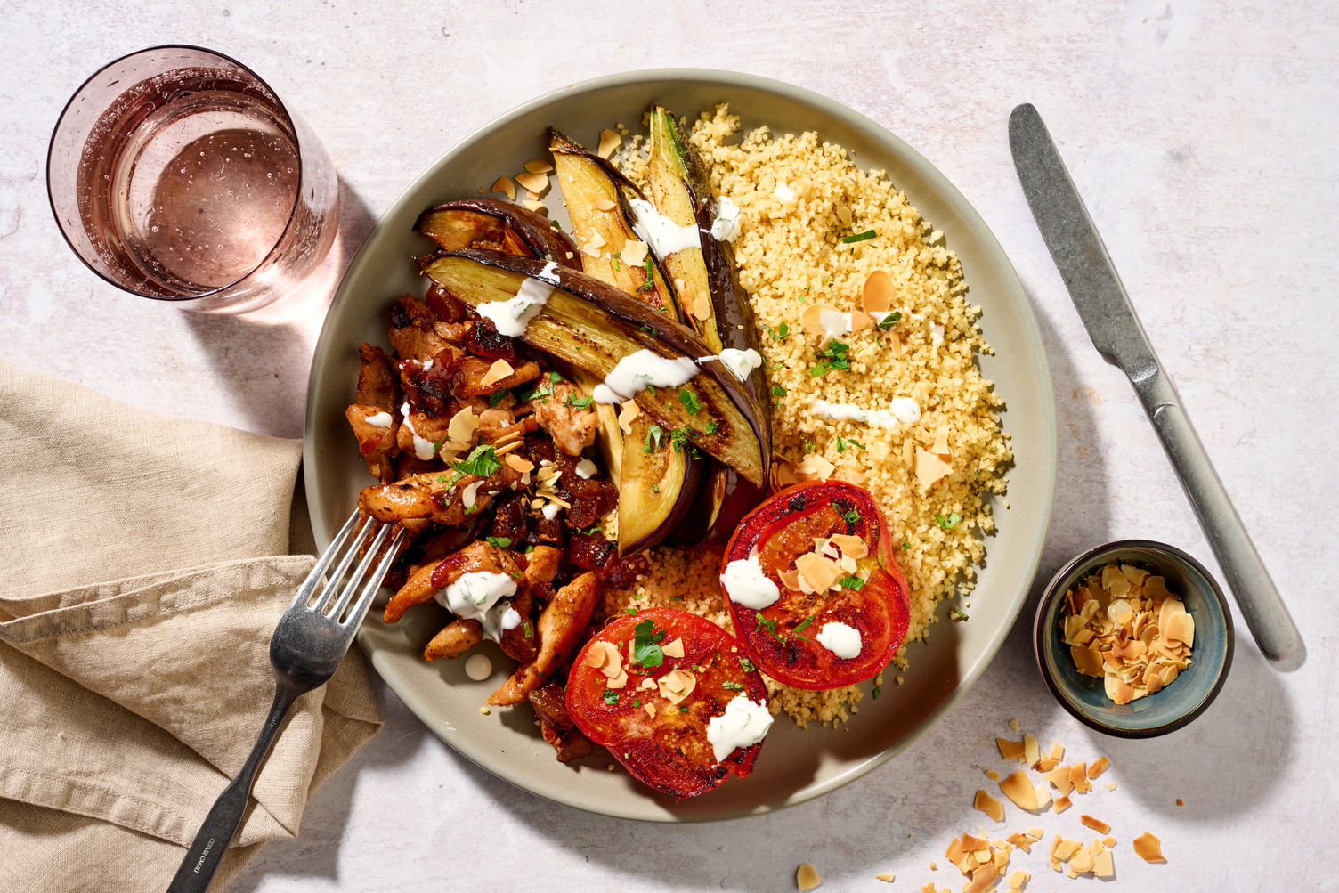 Émincés de cuisse de poulet, tomate au sumac & aubergine
