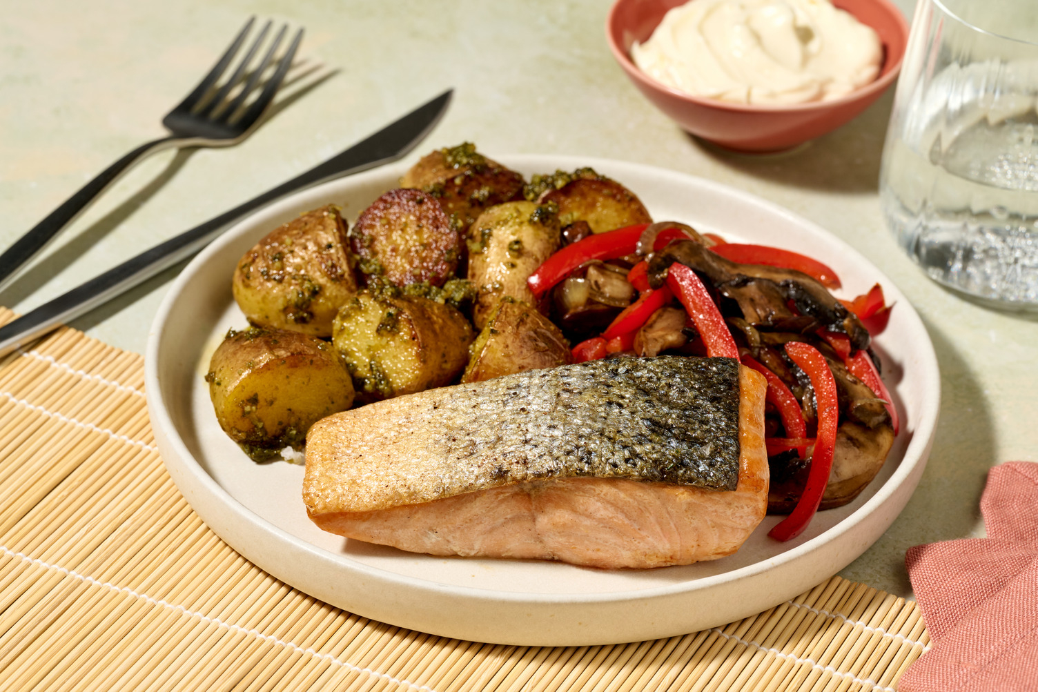 Zalmfilet met pestokrieltjes