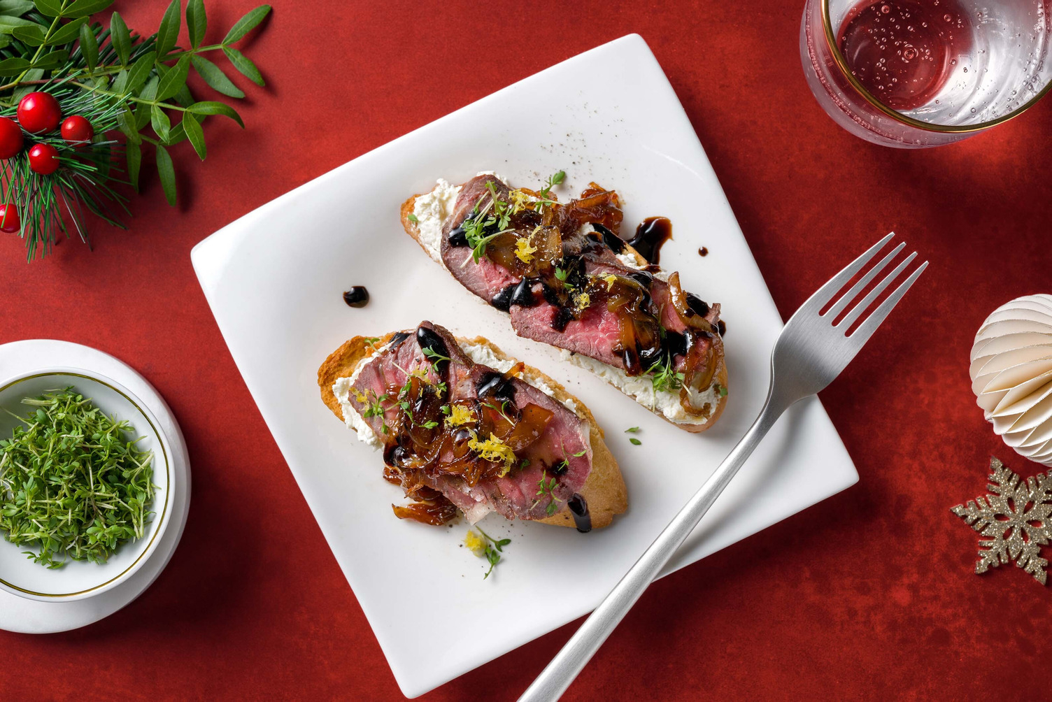 Steak crostini met Parmigiano Reggiano en citroen