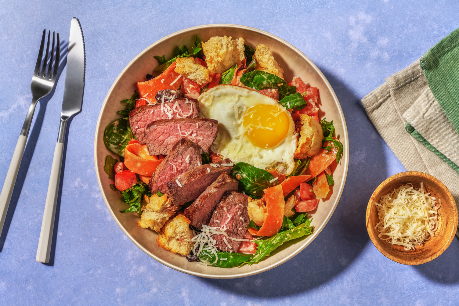 Varm flat steak-sallad