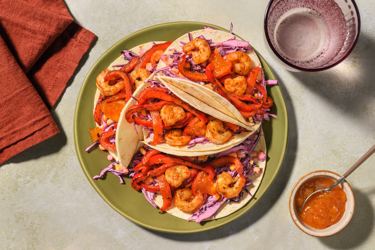 Tacos aux crevettes BBQ & chutney d'abricot