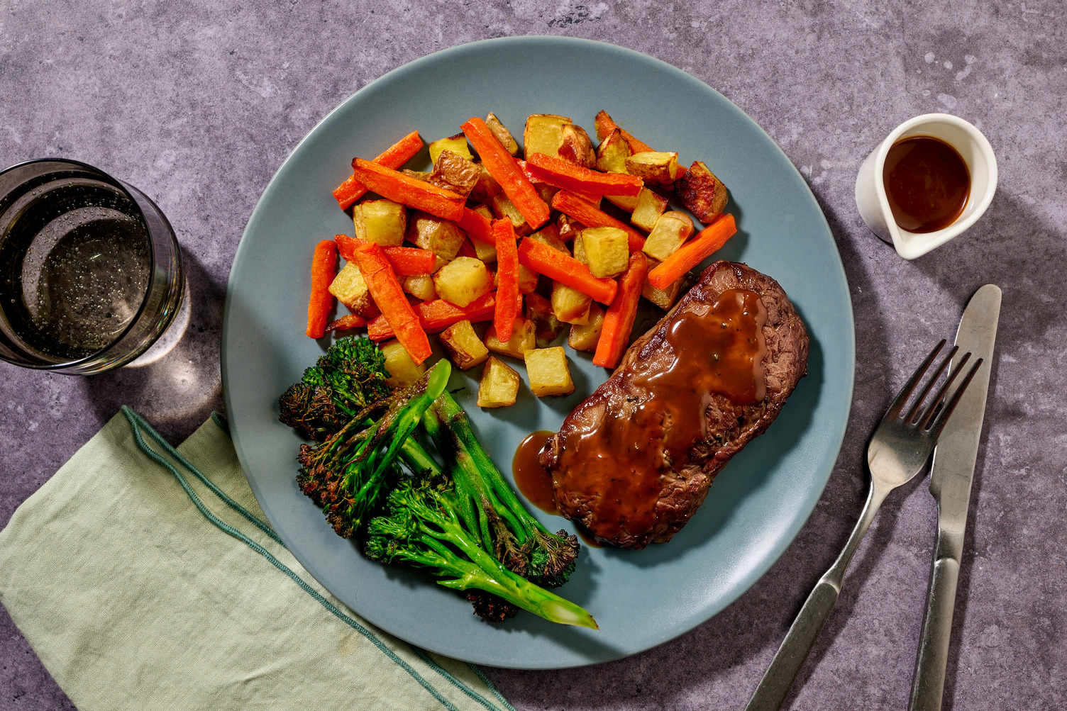 Thyme Rump Steak and Gravy Midweek Roast