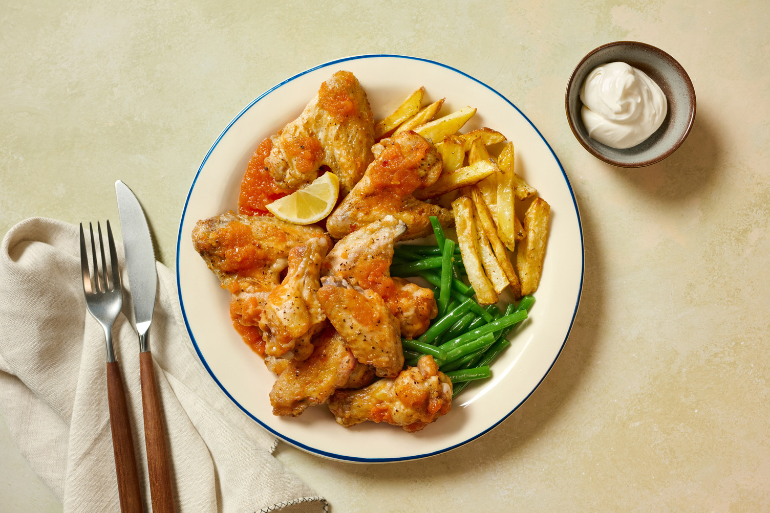 Double Chicken Wings in Homemade Peri Peri Sauce