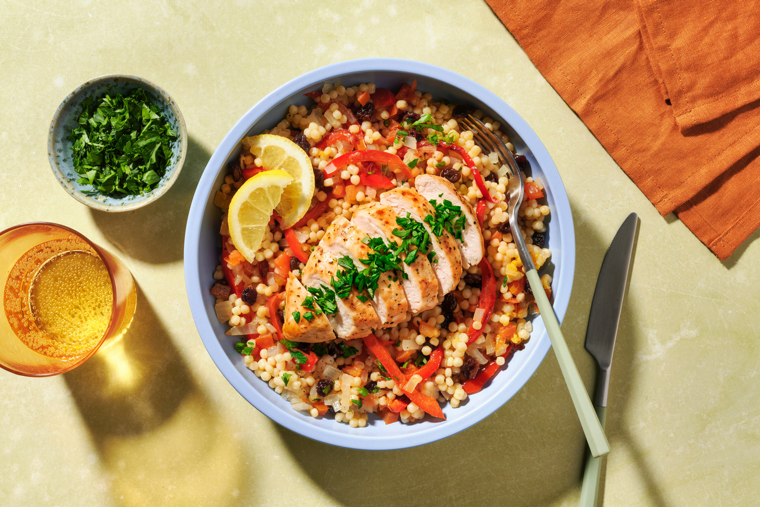 Filet de poulet au beurre citronné & persil frais