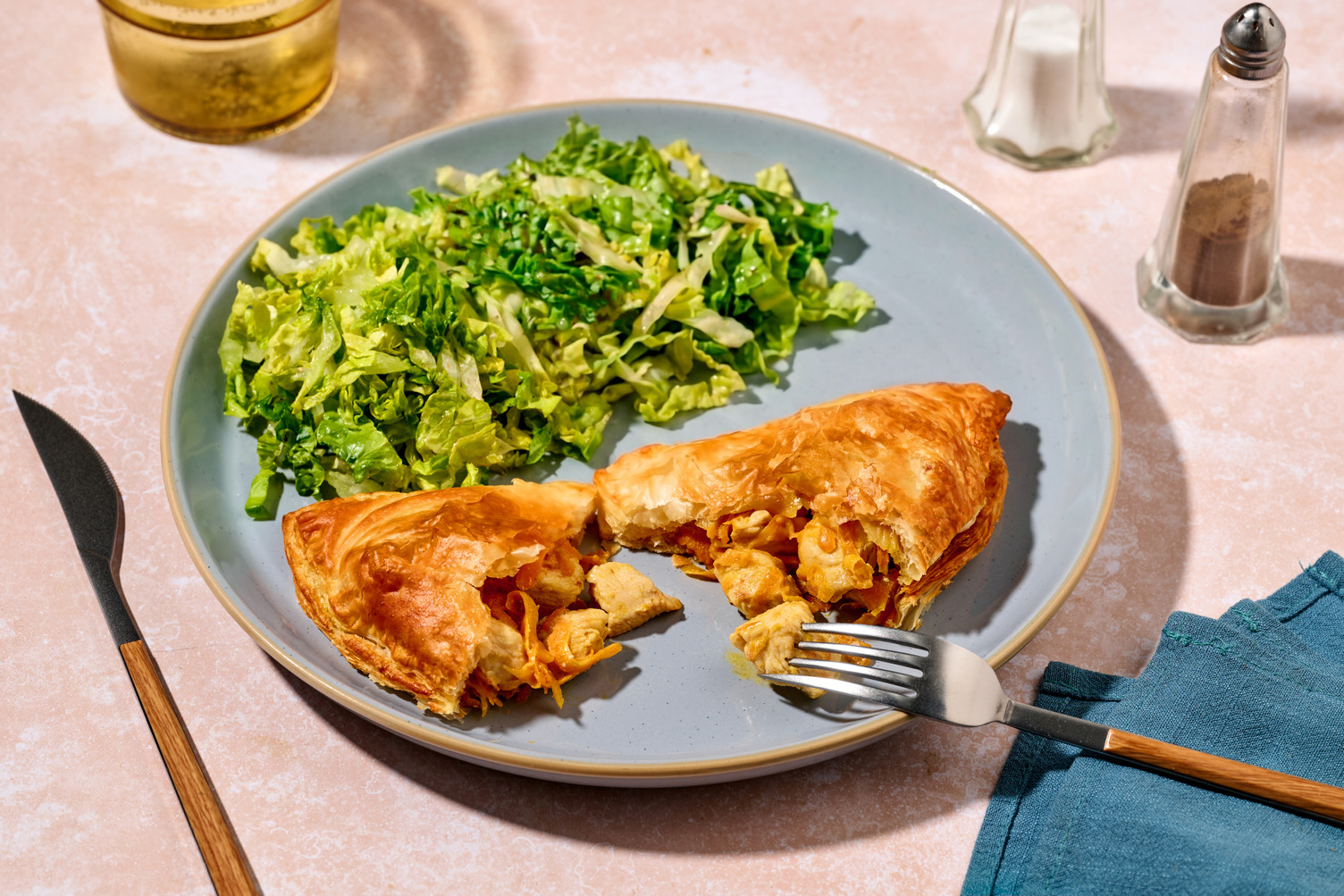 Feuilleté au poulet & coco à la srilankaise