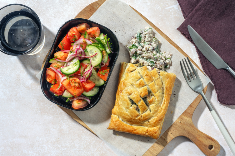 Spanakopita: hojaldre de espinacas y queso griego