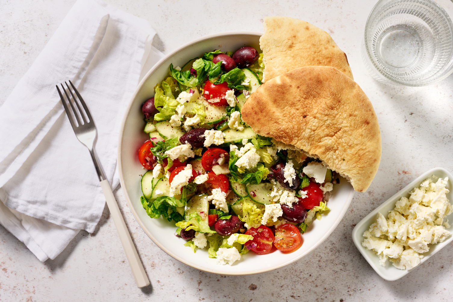 La Grecque : feta AOP, tomates cerises & pita