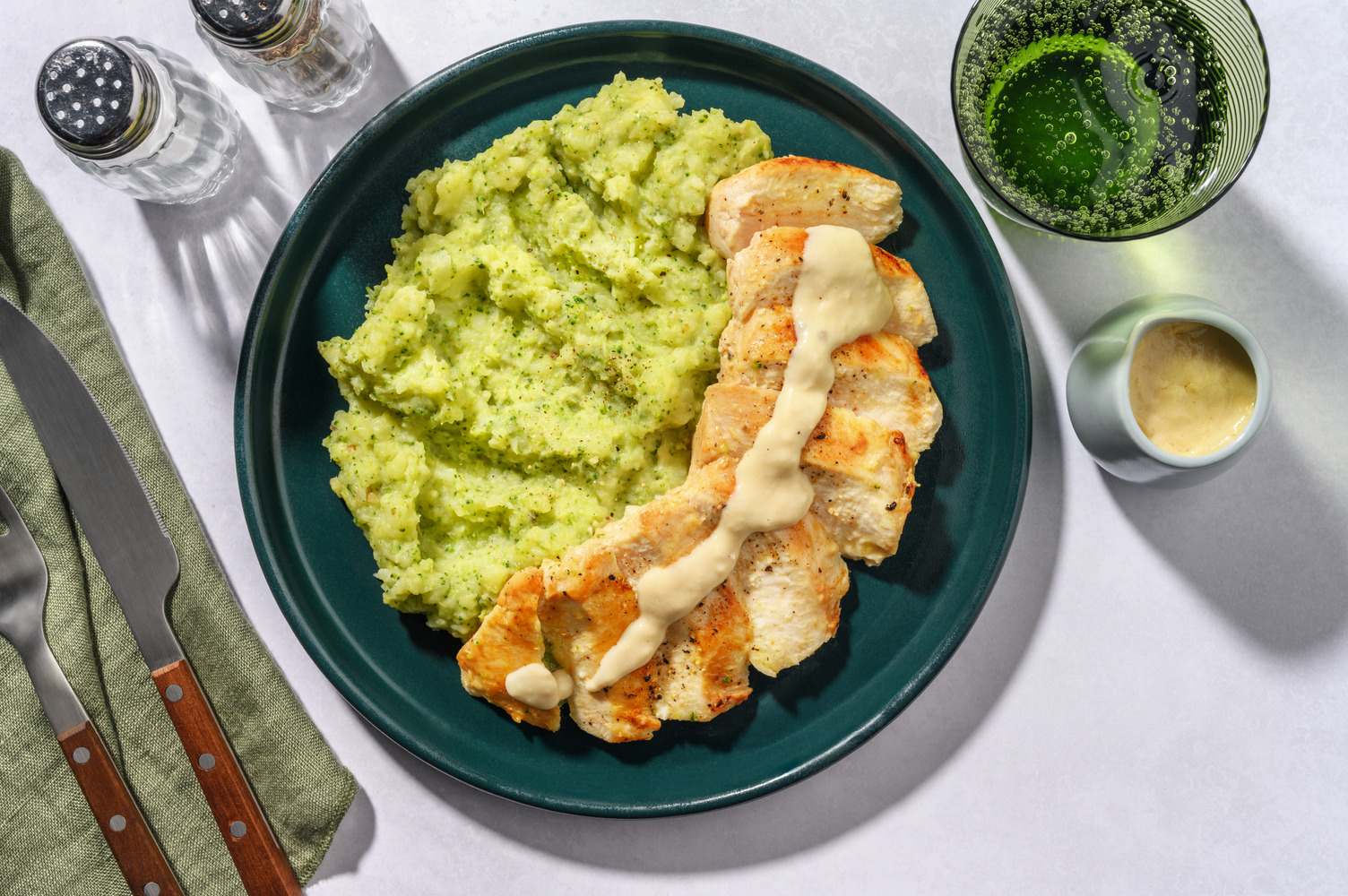 Poulet Label Rouge grillé & sauce fromagère