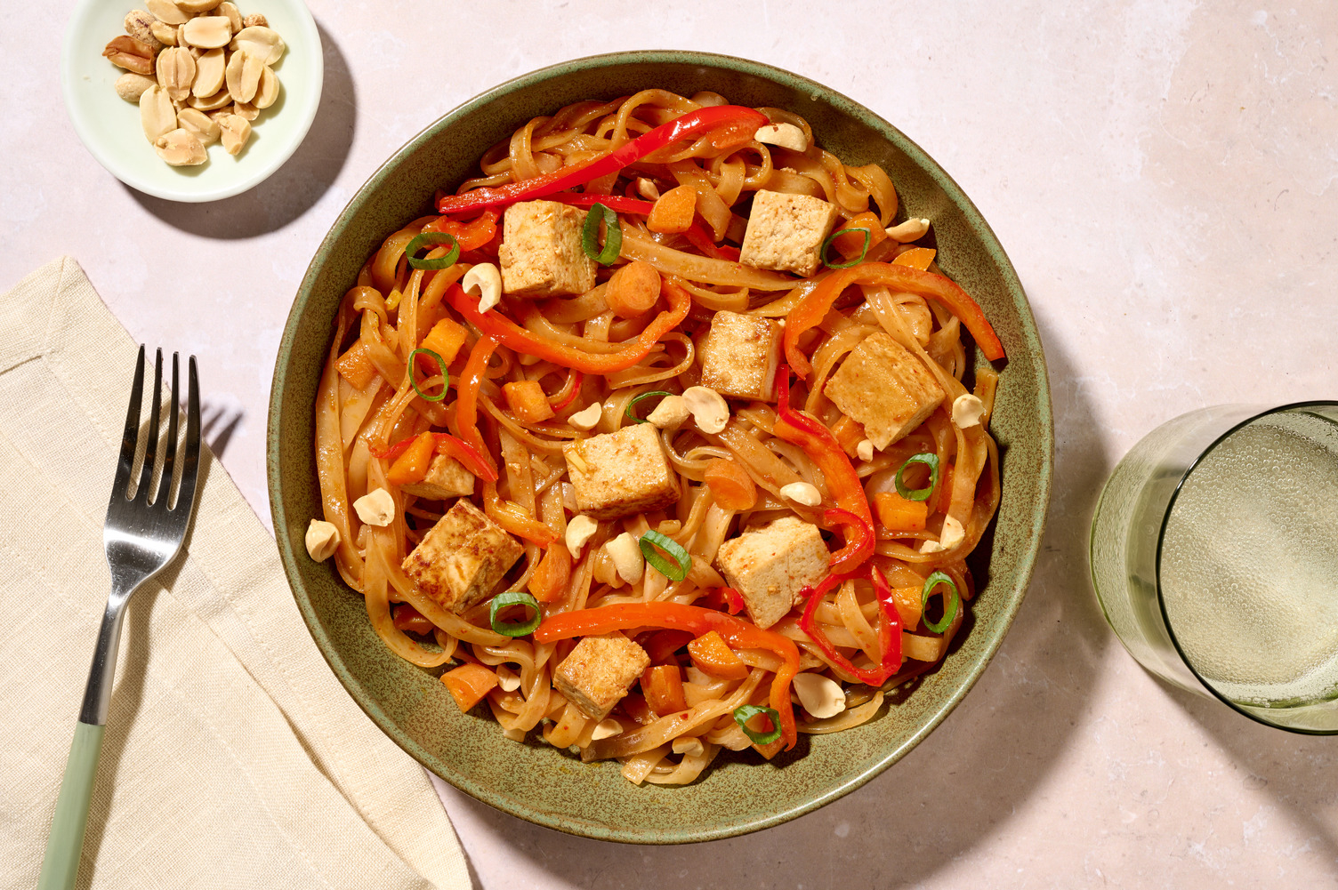 Nouilles de riz sautées & tofu mariné au piment