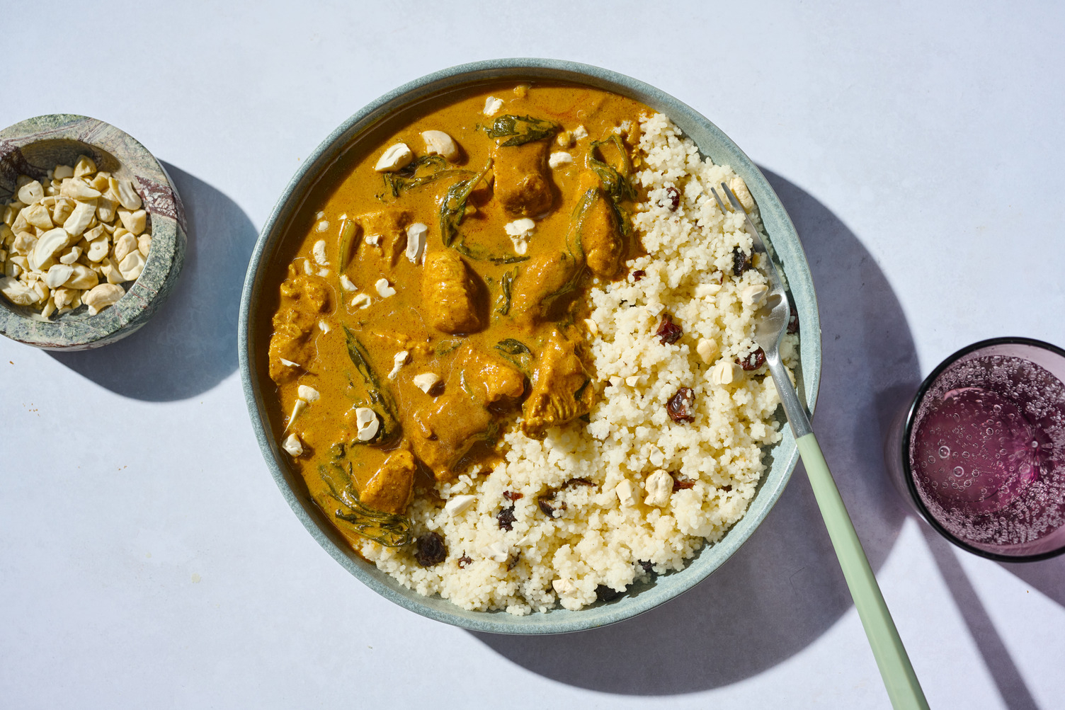 Poulet au curry madras & semoule aux raisins