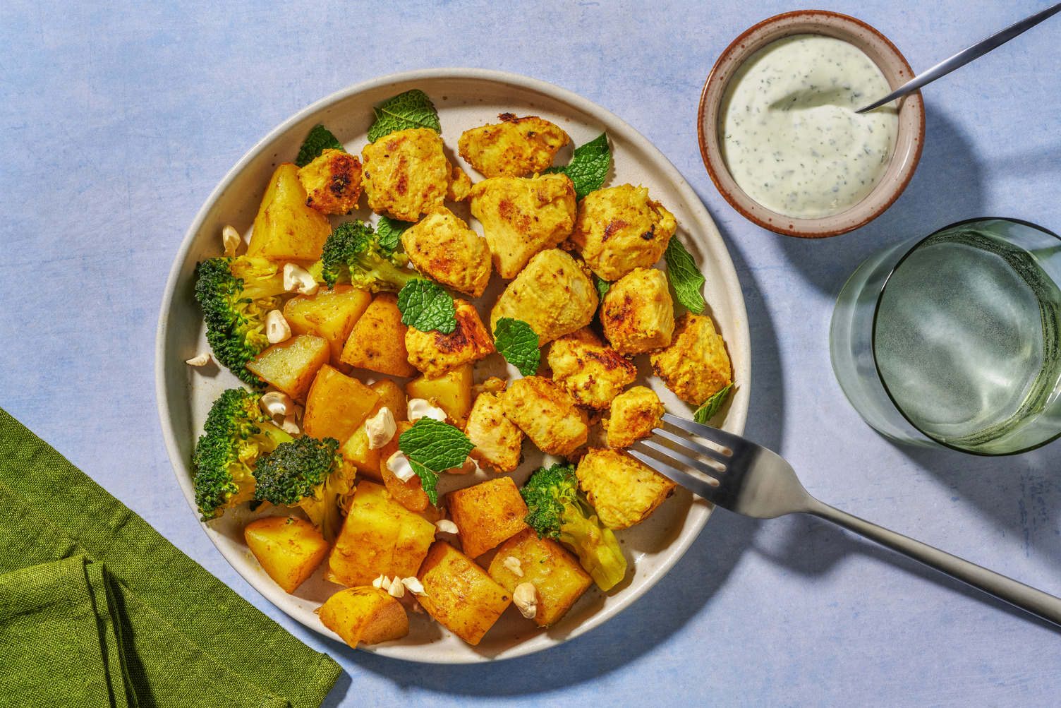 Poulet tikka, pommes de terre & brocoli