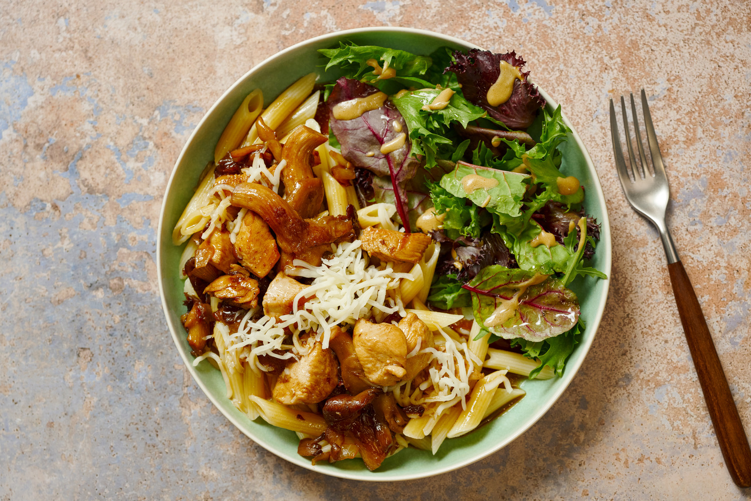 Penne forestières : poulet, pleurotes & gouda