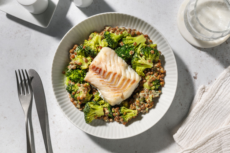 Seelachs auf sahnigem Linsengemüse