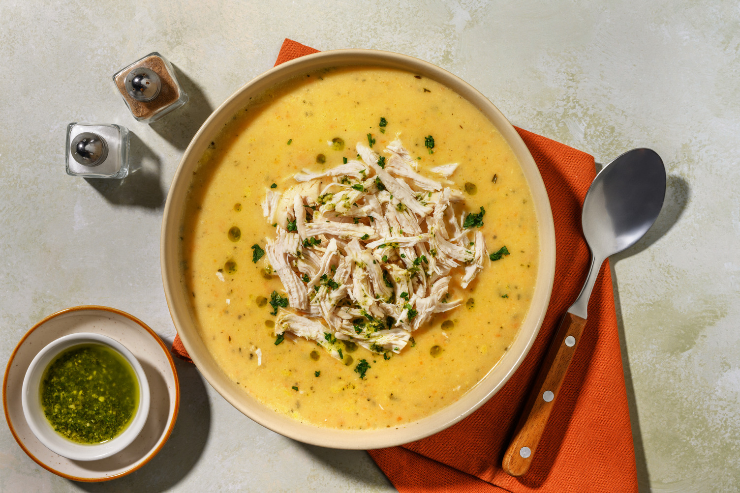 Soupe paysanne à l’italienne : poulet & basilic