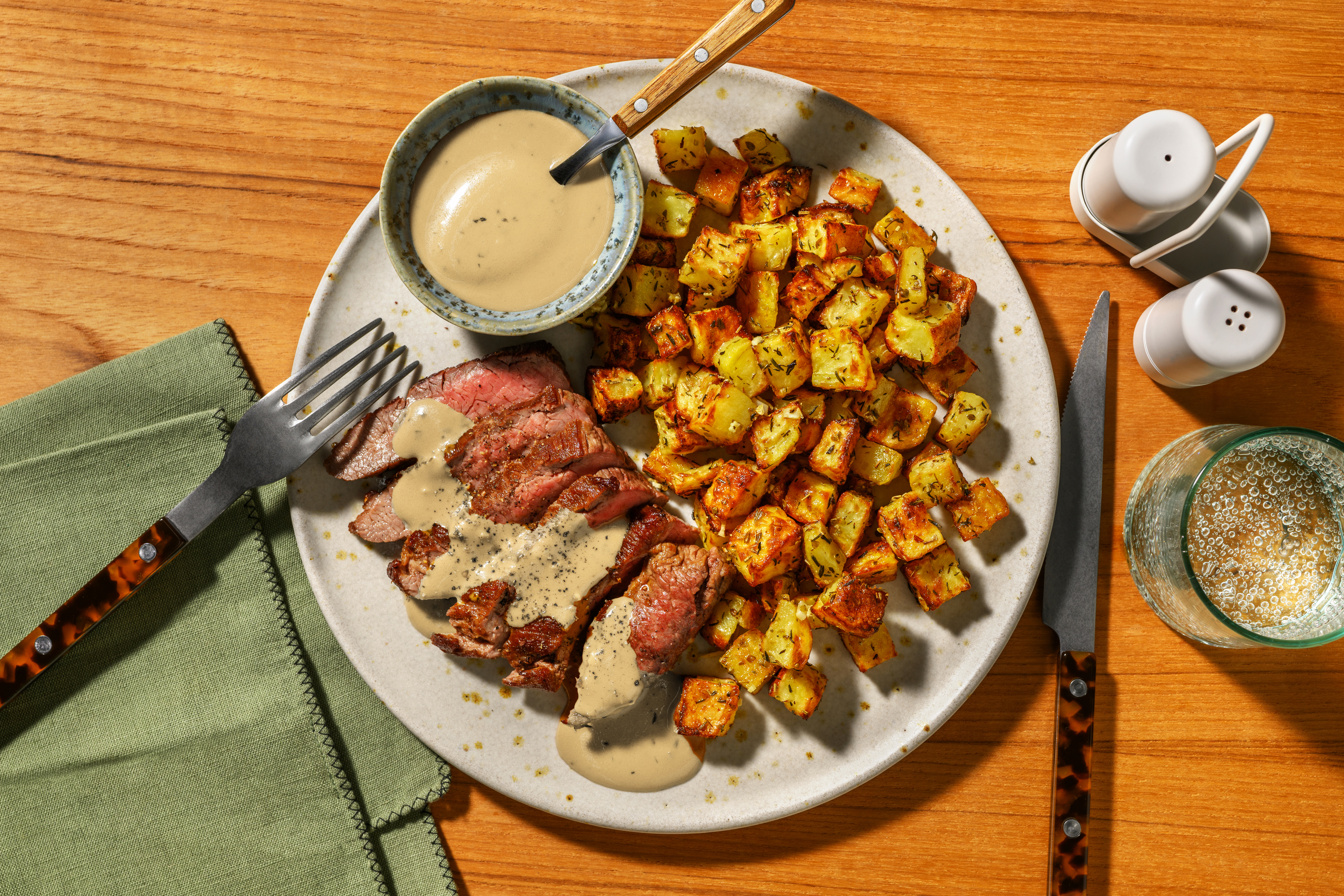 Pavé de bœuf sauce gourmande au bleu & avoine