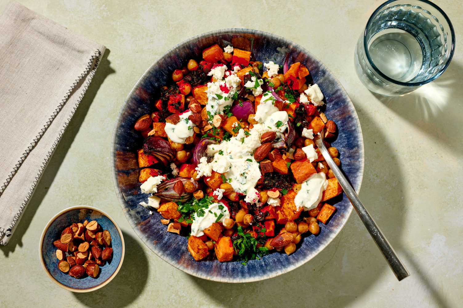 Bowl de pois chiches & patate douce au cumin