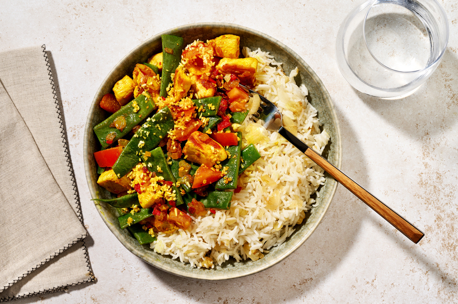 Thoran de poulet, haricots & coco à l'indienne