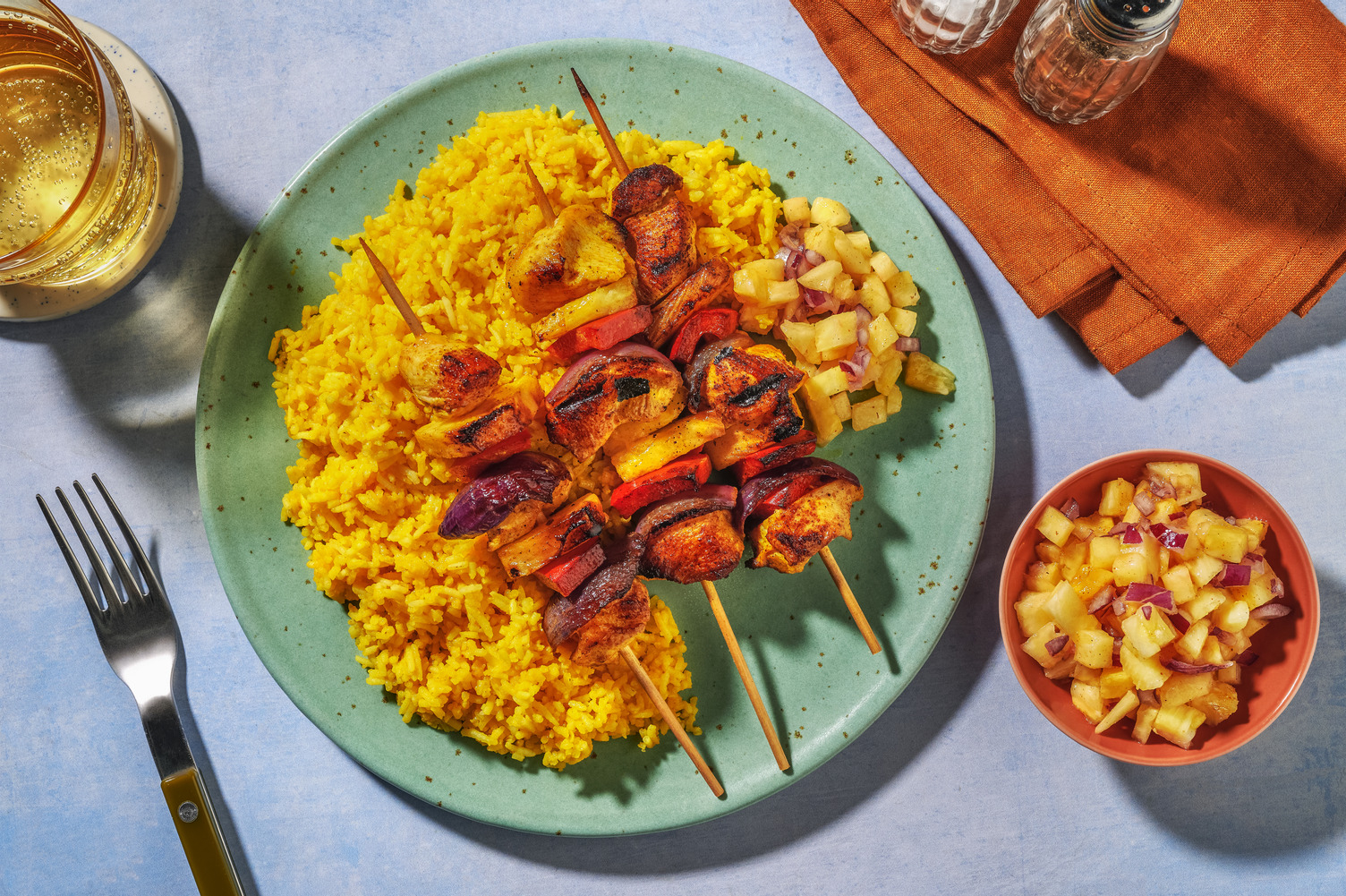 Place au BBQ : brochettes de poulet & ananas