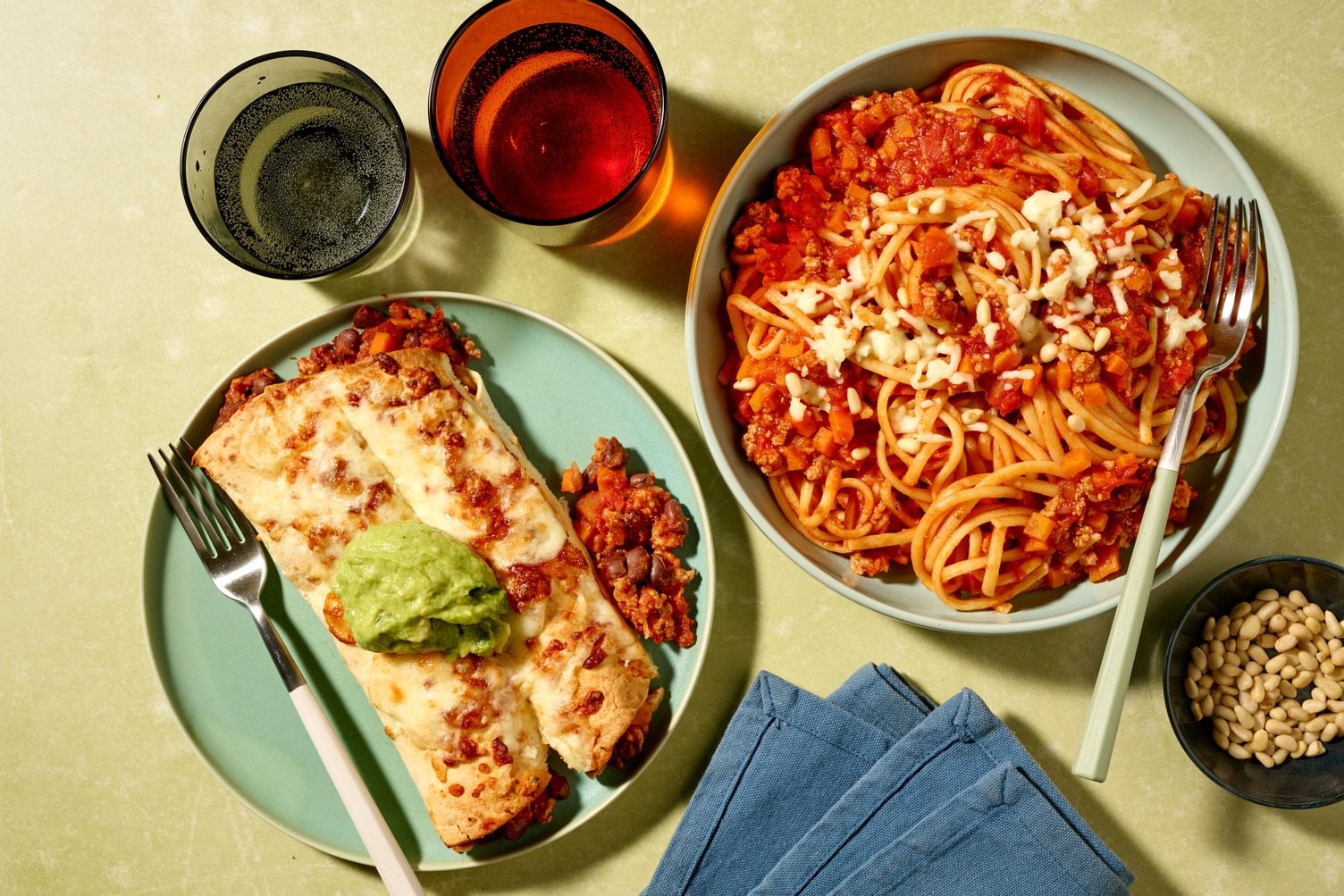 Enchiladas au porc haché, haricots & guacamole