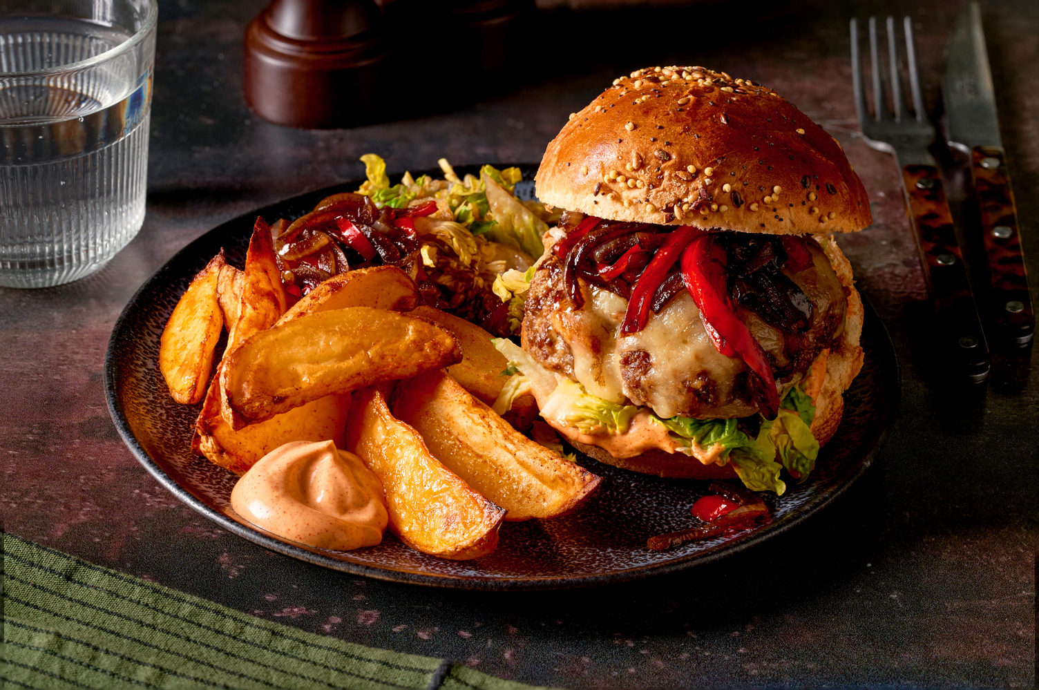 Le Dunk Burger : Ossau-Iraty AOP & poivron