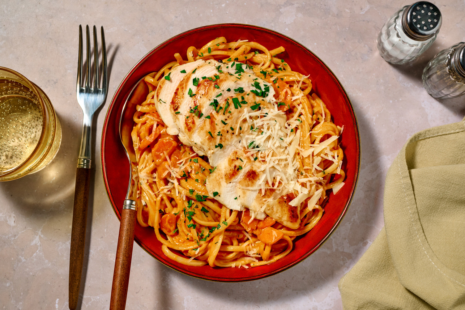 Filet de poulet grillé & linguine