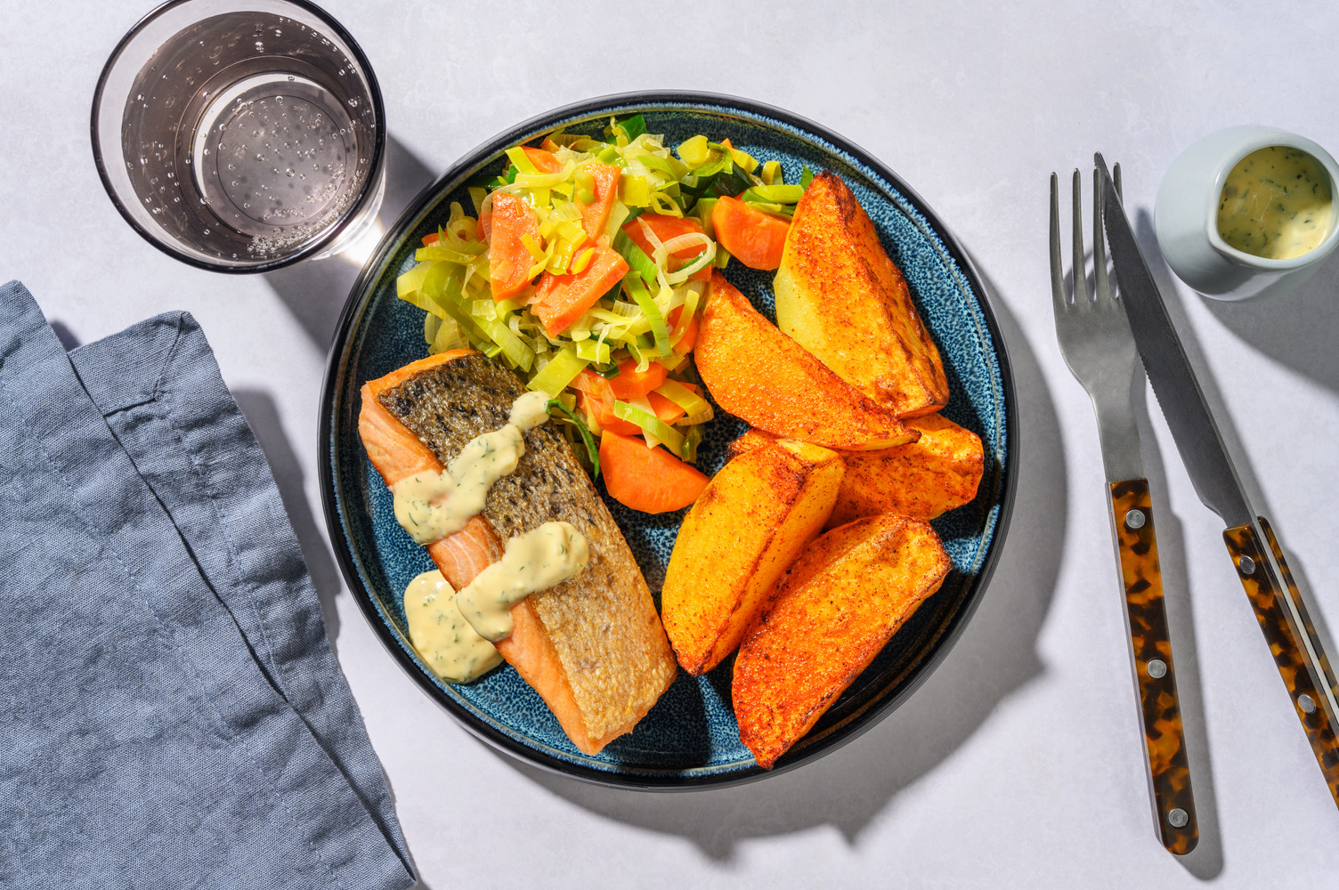 Doppelt Lachs mit cremiger Dill-Soße