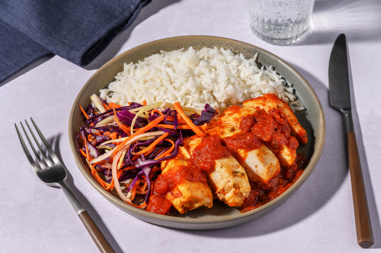Poulet in BBQ-Tomatensauce mit Hirtenkäse