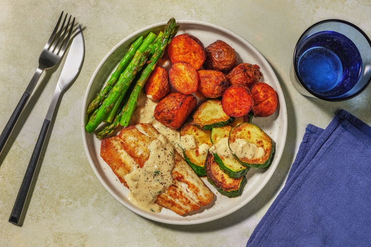 Salmon and Asparagus in Tarragon sauce