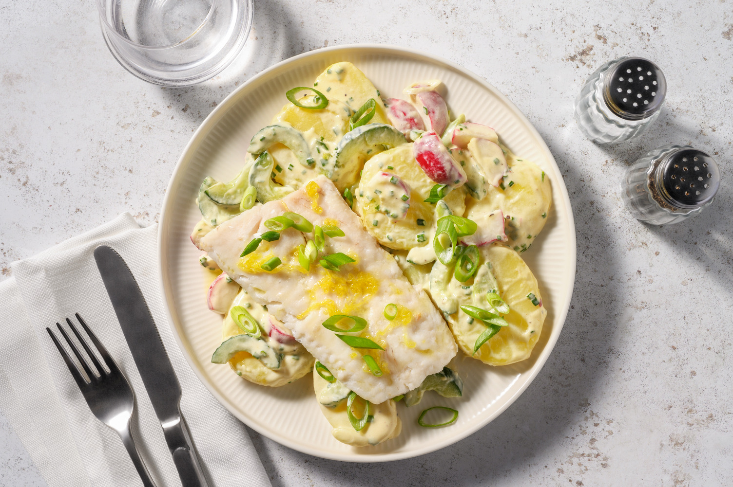 Fischfilet aus dem Varoma in frischem Zitronenöl
