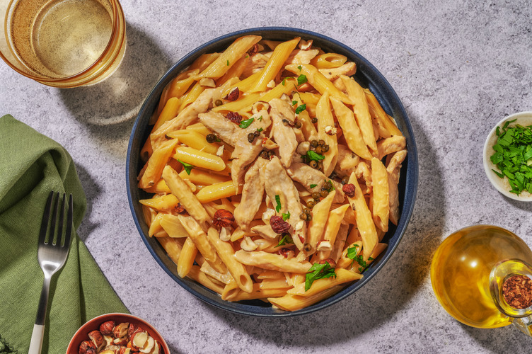 Cremige Penne mit Bio-Hähnchenbruststreifen