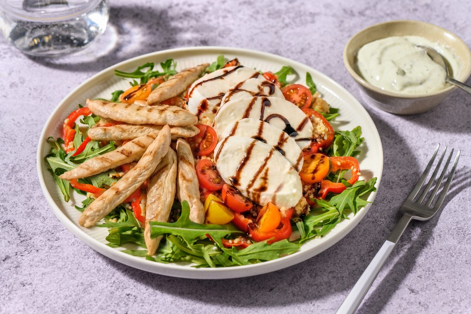 Couscous-Salat Caprese mit Bio-Hähnchen