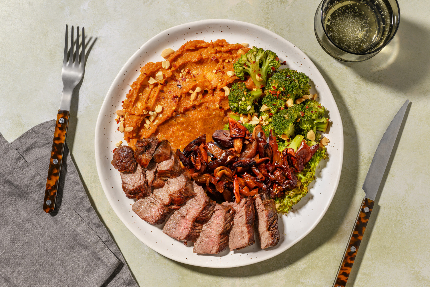 Miso-Süßkartoffelstampf & extra Rindersteak