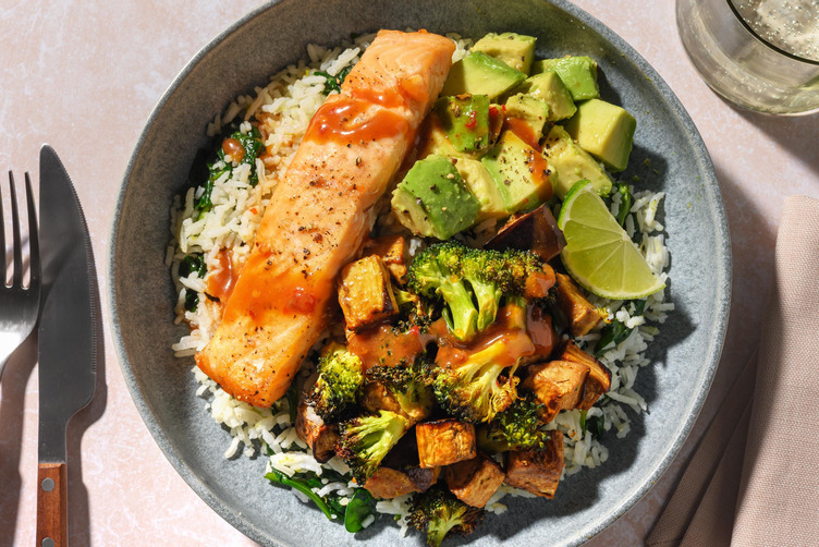 Bowl mit Miso-Aubergine & extra veganem Filet nach Lachs Art