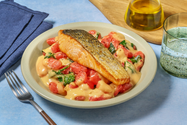 One Pan: Rote-Beete-Gnocchi mit Lachs