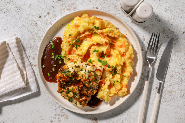 Bio-Hähnchenbrust mit Kräuter-Mandel-Kruste