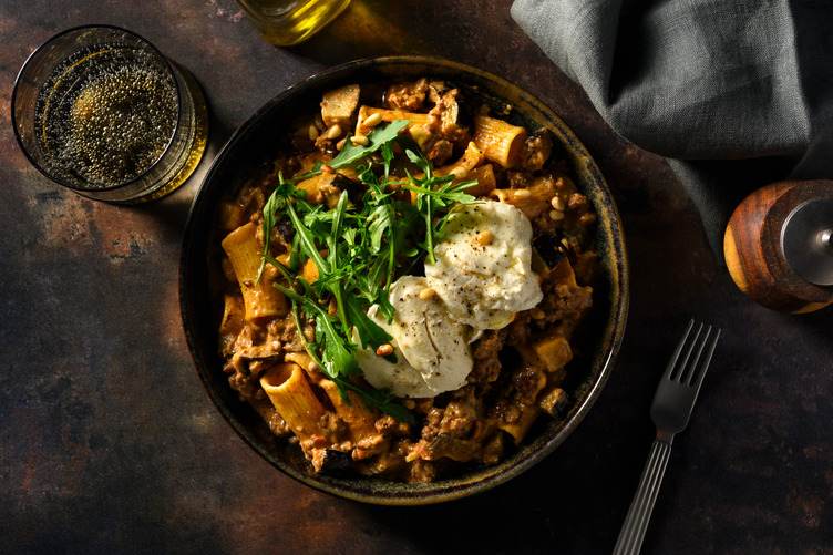 Rigatoni crémeuses à l'aubergine et bœuf bio