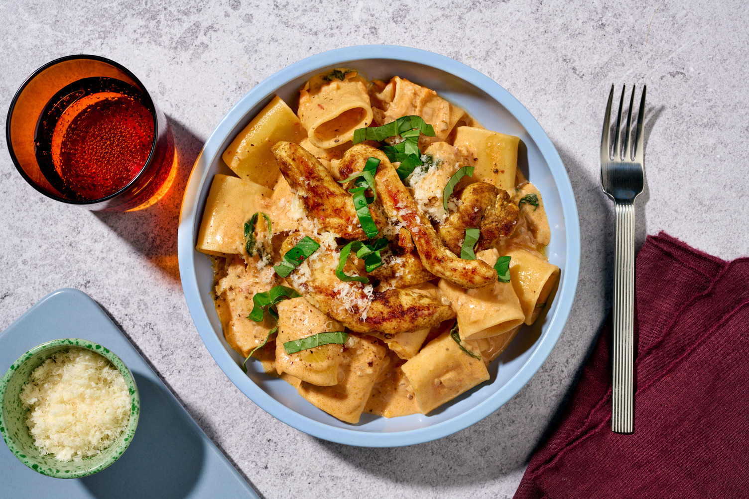 Paccheri in Pesto-Creme-Soße mit Hähnchen