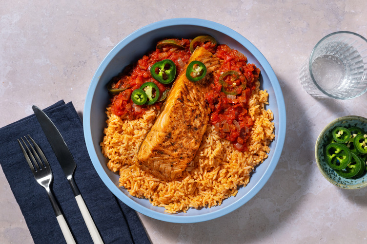 Lachs aus der Pfanne in Veracruz-Soße