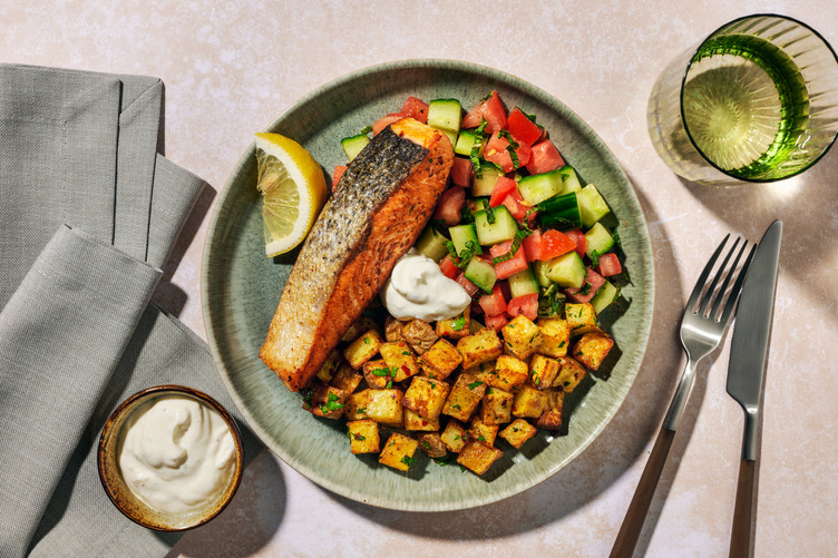 Batata Harra: Kartoffeln mit Harissa-Lachsfilet