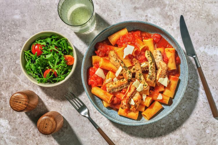 Pasta all'Amatriciana mit Bio-Schweinestreifen