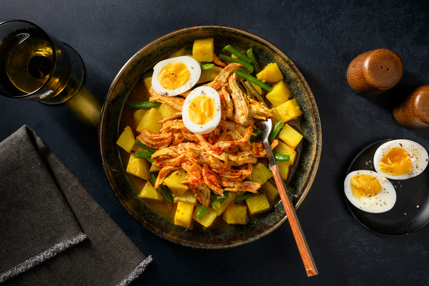 Poulet à la surinamienne & œuf mollet