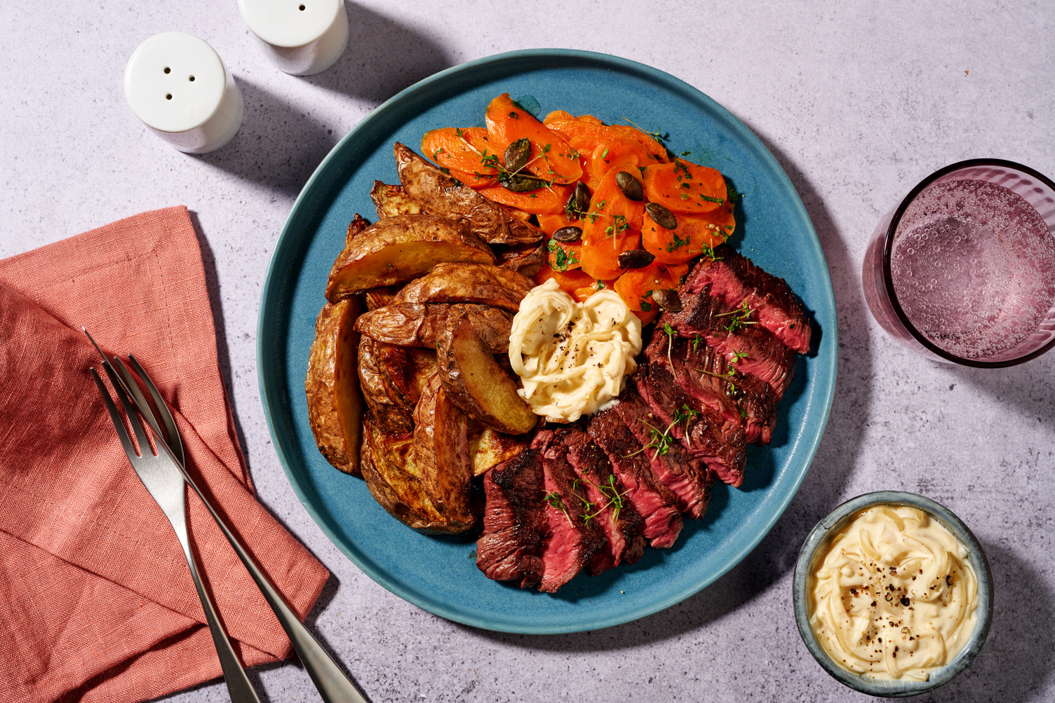 Bio-Roastbeef mit Vichy-Karotten