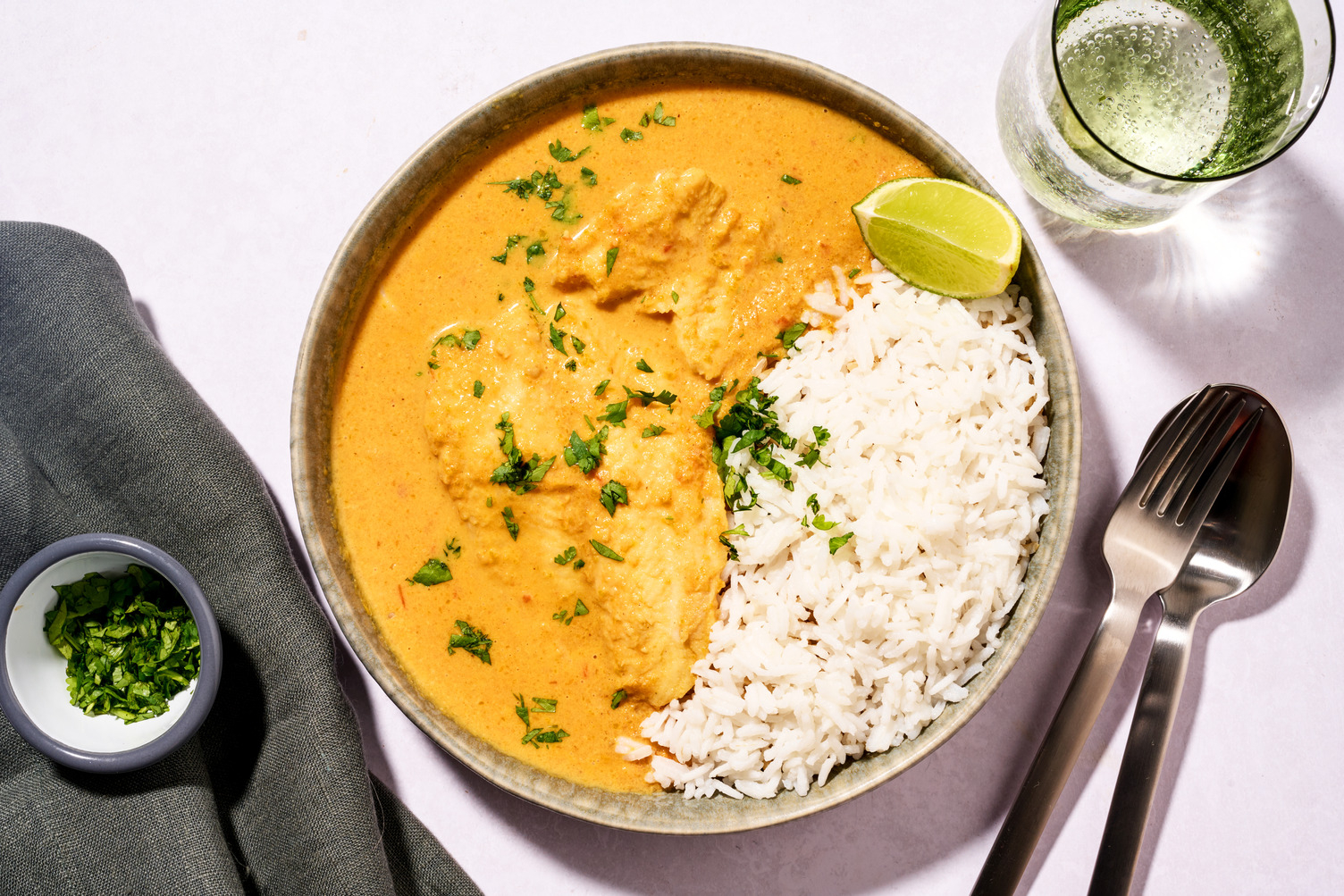 Viscurry met aromatische kokossaus