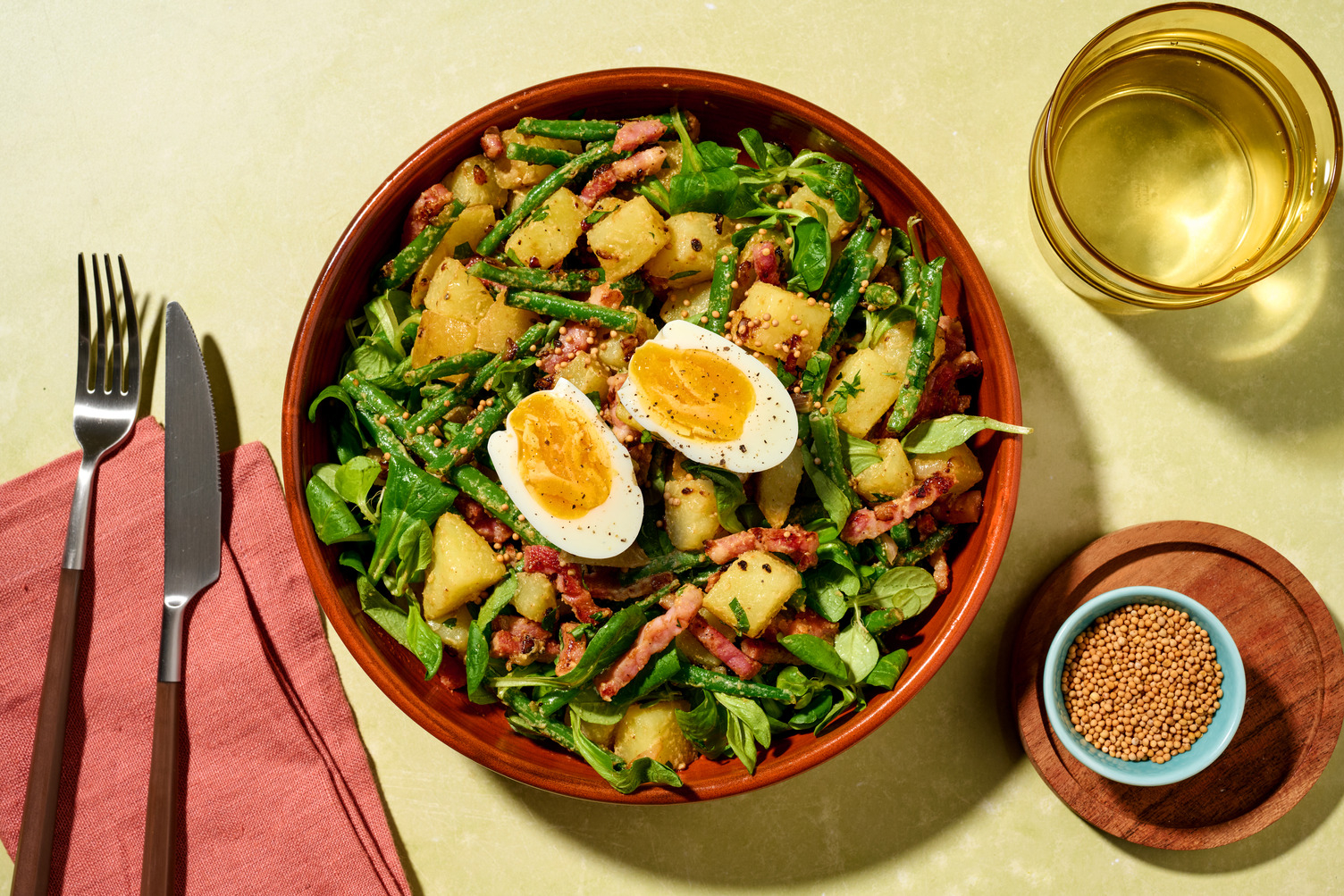 Comme chez Mamie : Salade liégeoise, œuf & lardons