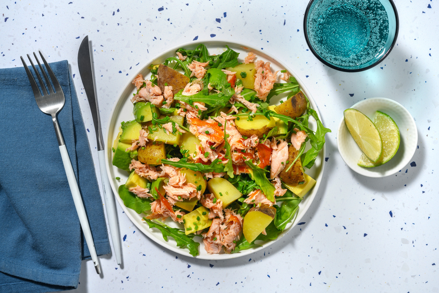Bowl de saumon fumé, avocat & grenailles