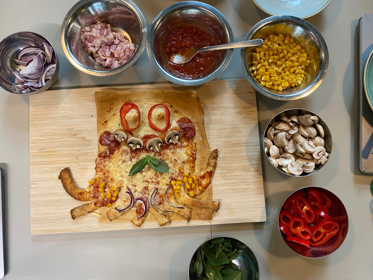 Oktopus Pizza!