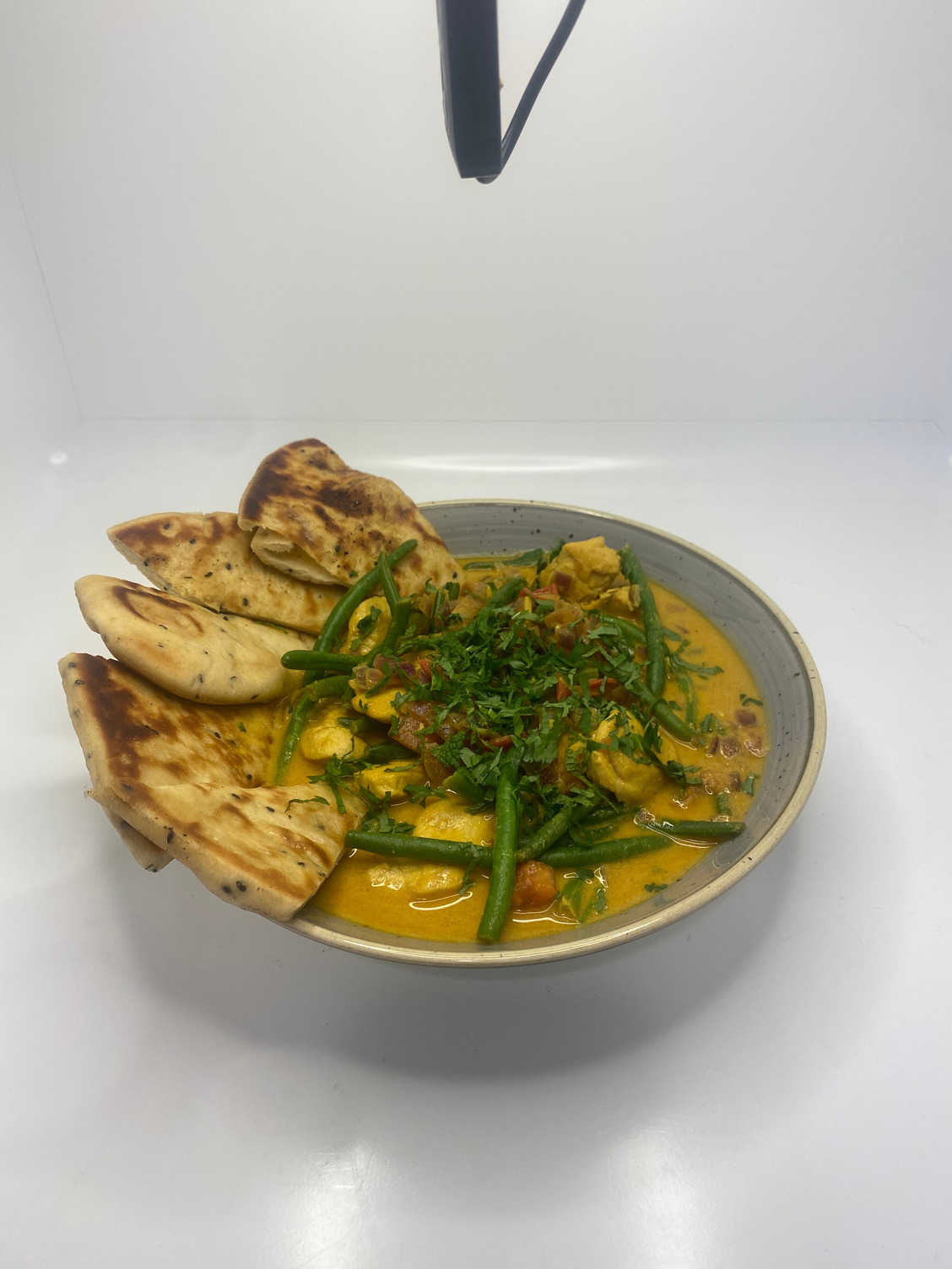 Hähnchen Keema Matar Curry