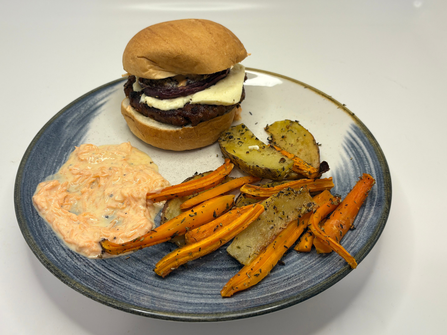 Mediterraner Protein Burger 